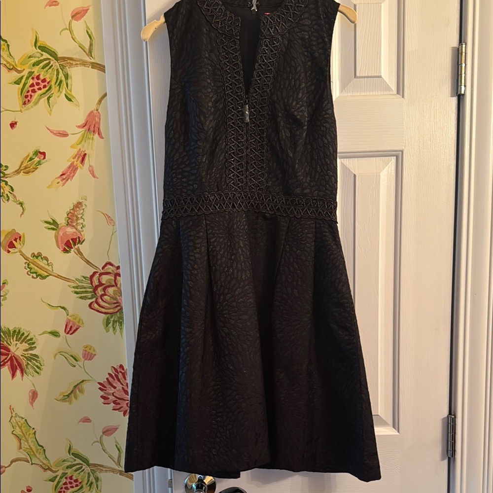 Lilly Pulitzer Black Sleeveless V-Neck Midi Dress